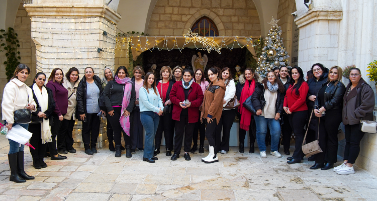 El Patriarcado Latino de Jerusalén Organiza Un Encuentro Navideño para Mujeres Jerosolimitanas